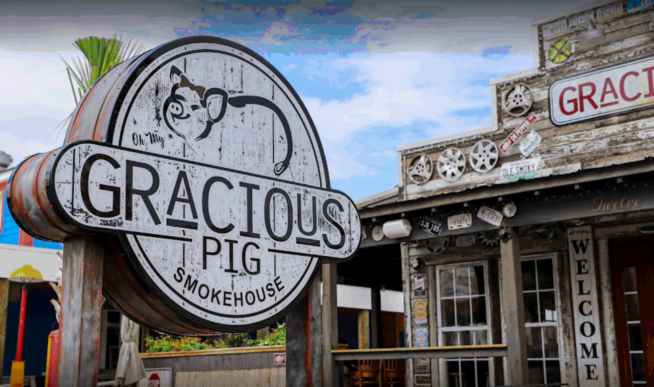 Gracious Pig Smokehouse in Surfside Beach